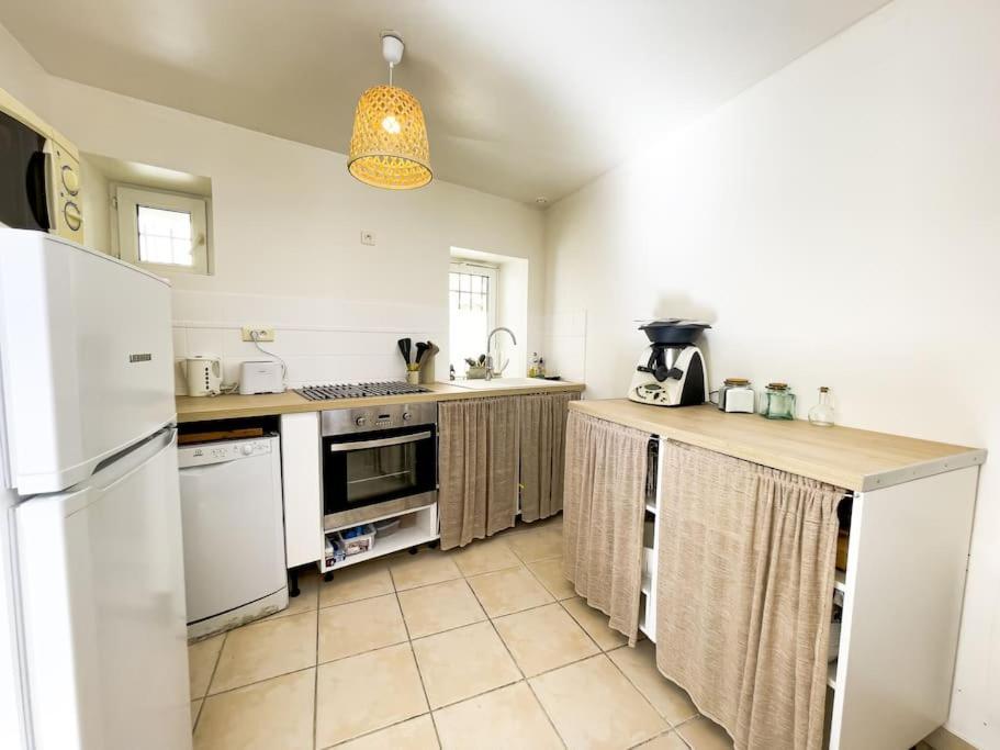 Charmante Maison De Village - Plages 30' Ferienhaus