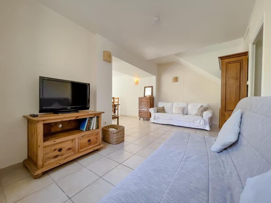 Charmante Maison De Village - Plages 30' Ferienhaus *
